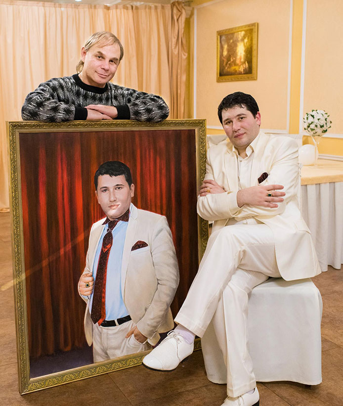 Samo Hakobyan - директор ресторана Милена и его портрет от художника Якова Пульнова.